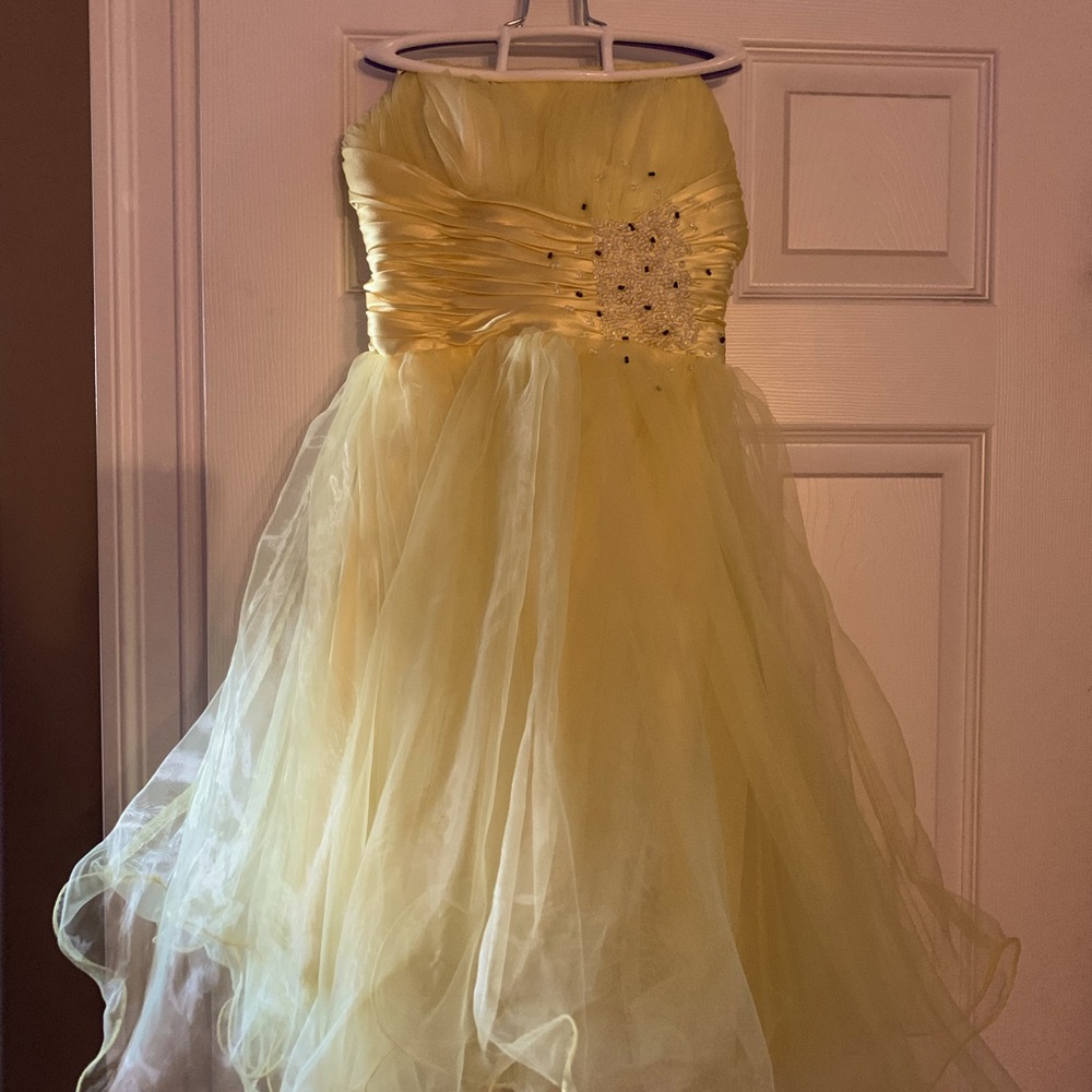 Bright Yellow Strapless Bridesmaid/Prom Dress